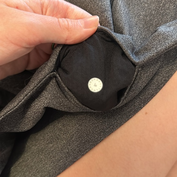 Lululemon get and black capris - Picture 3 of 3